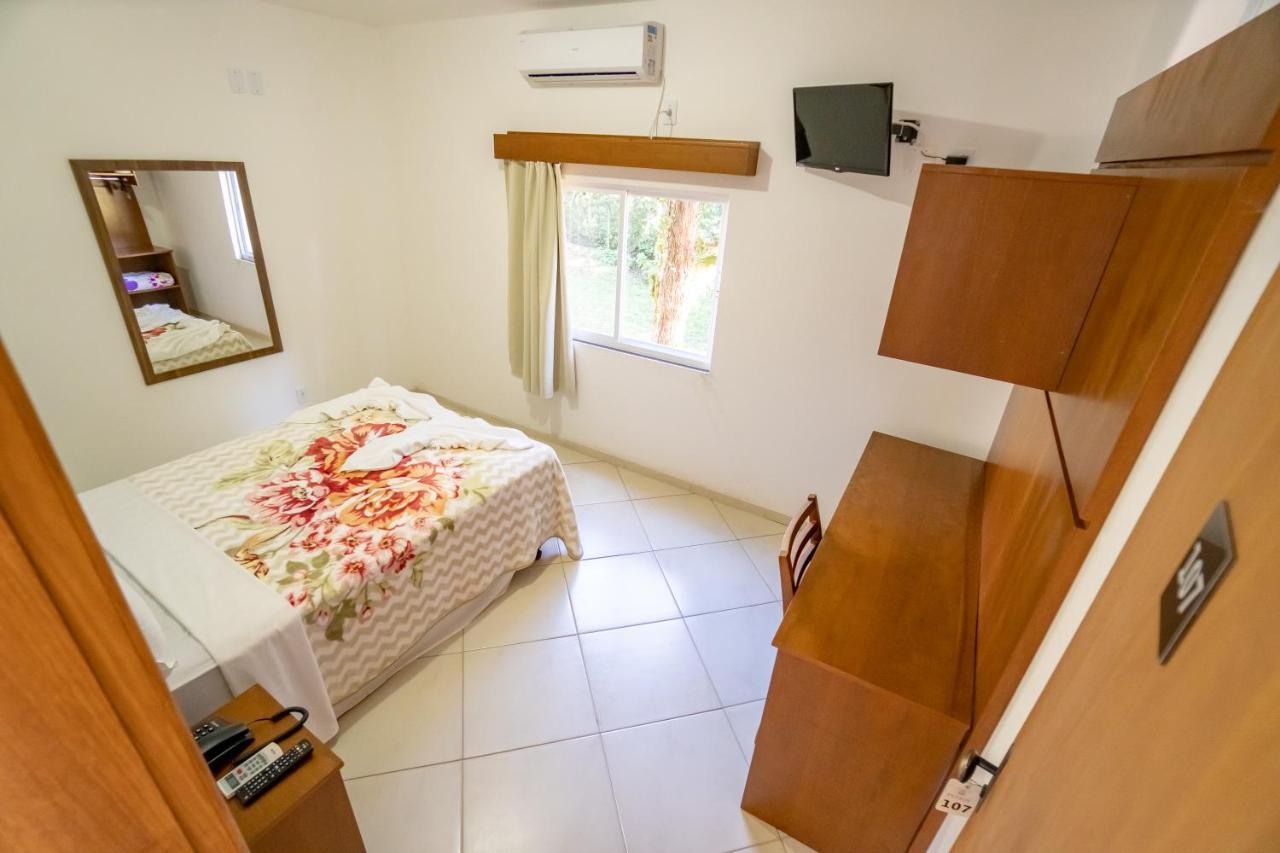 קנלה Hotel Petrov מראה חיצוני תמונה