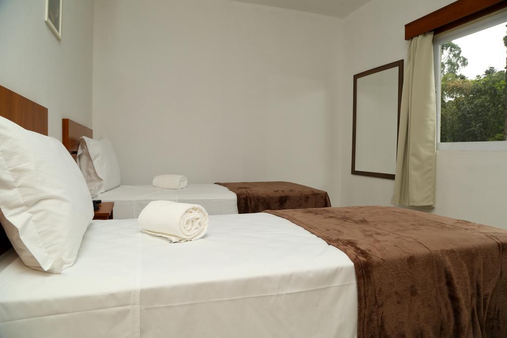 קנלה Hotel Petrov מראה חיצוני תמונה