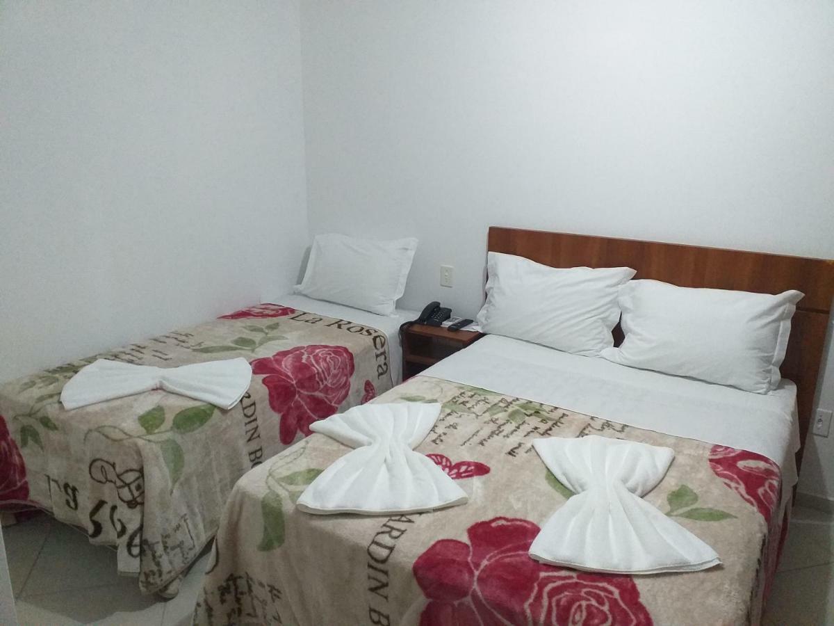 קנלה Hotel Petrov מראה חיצוני תמונה